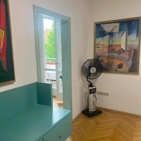 Bei Poldi Paldau
